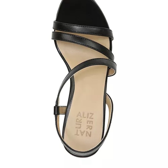 NWT Naturalizer
Women's Brenta Strappy Dress Sandals - Picture 4 of 5